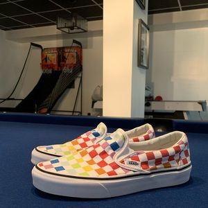Rainbow Checkered vans 🌈